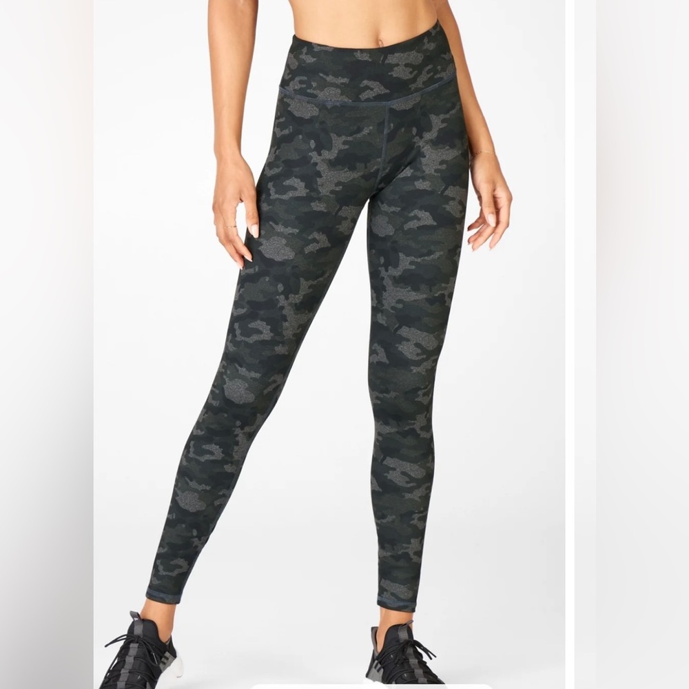 Fabletics Define PowerHold® Mid-Rise Legging Sz XS